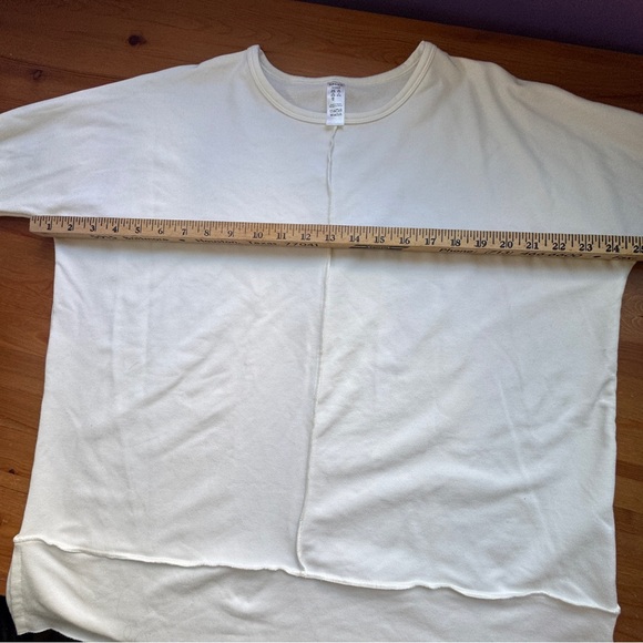 Spanx sweatshirt size small - Picture 6 of 13